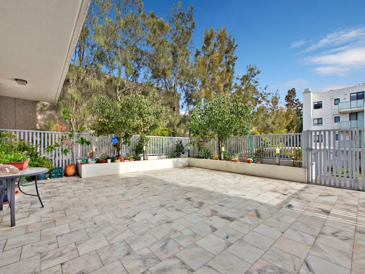 Sun Drench Apartment Living 