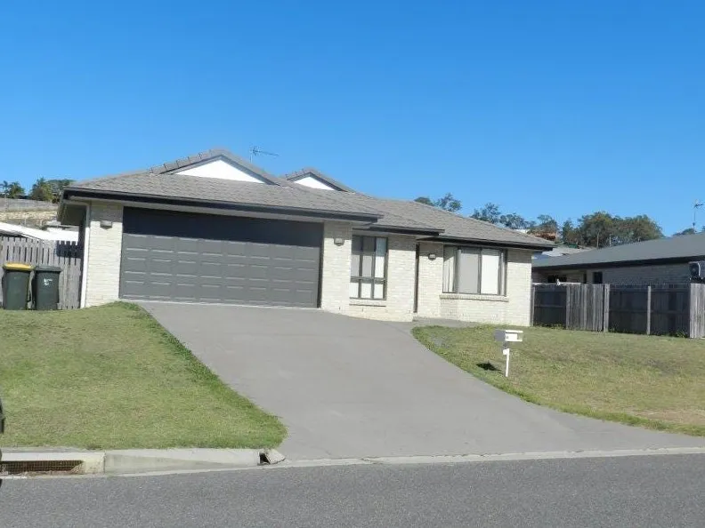 SPACIOUS FAMILY HOME IN GLEN EDEN