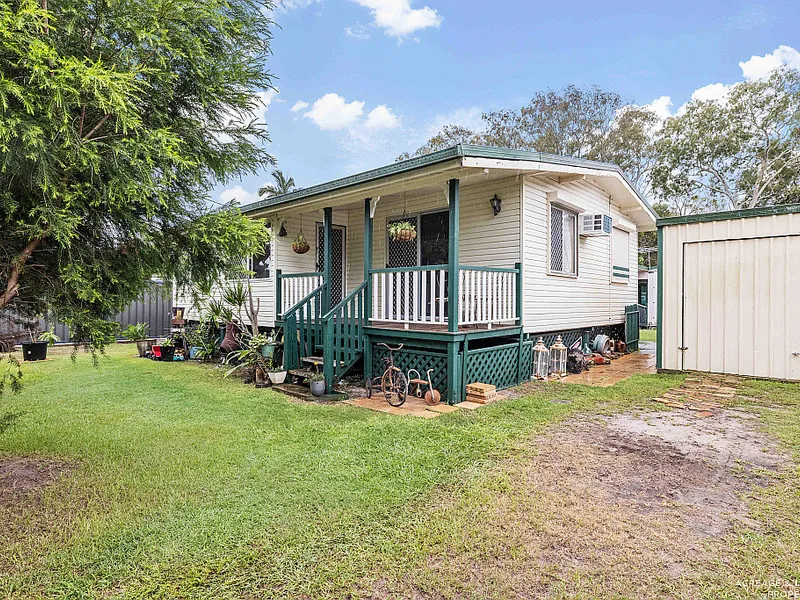 2 BEDROOM COTTAGE WITH GRANNY FLAT