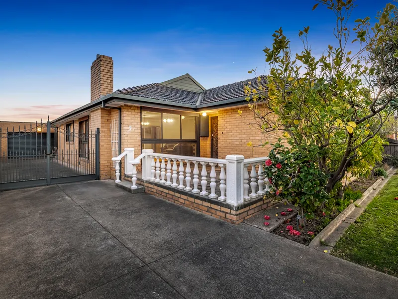 Home with a HEART & endless possibilities!