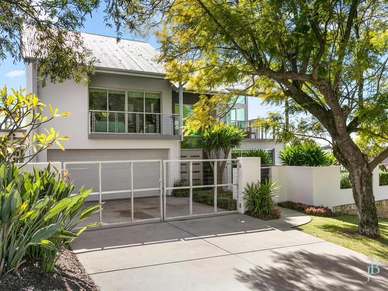 Bespoke Opportunity - Two in One