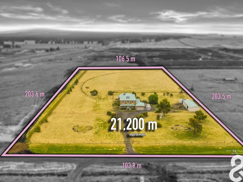 OUTSTANDING DEVELOPMENT OPPORTUNITY ON APPROX 5 ACRES. (STCA)