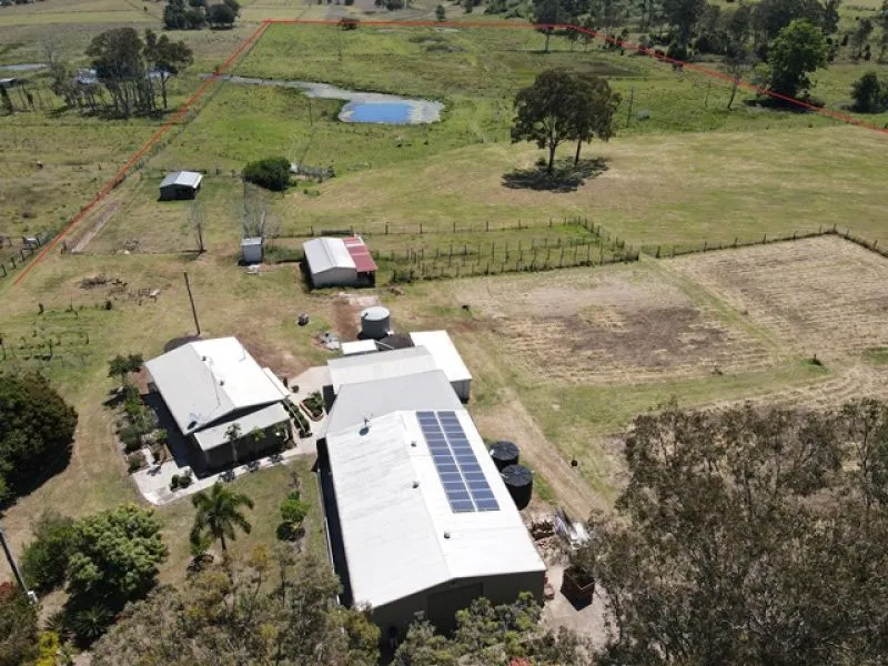 30 acres loads of water & plenty of shed space,