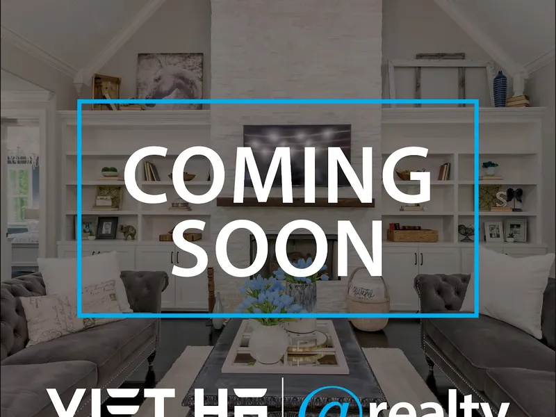 Large home on 710m² Block