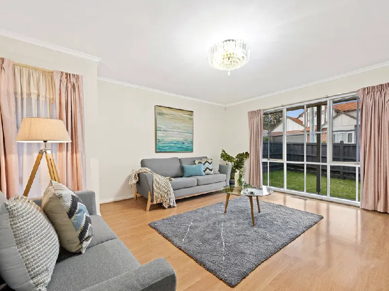 LEASED! A perfect family home offering convenience and contemporary flare! 