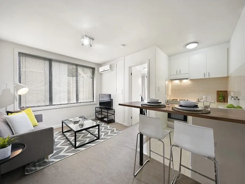 SECLUDED STYLE WITH INNER-CITY EASE