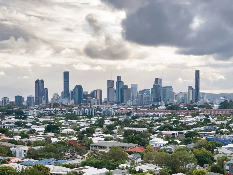 Panoramic city views on Balmoral Hill