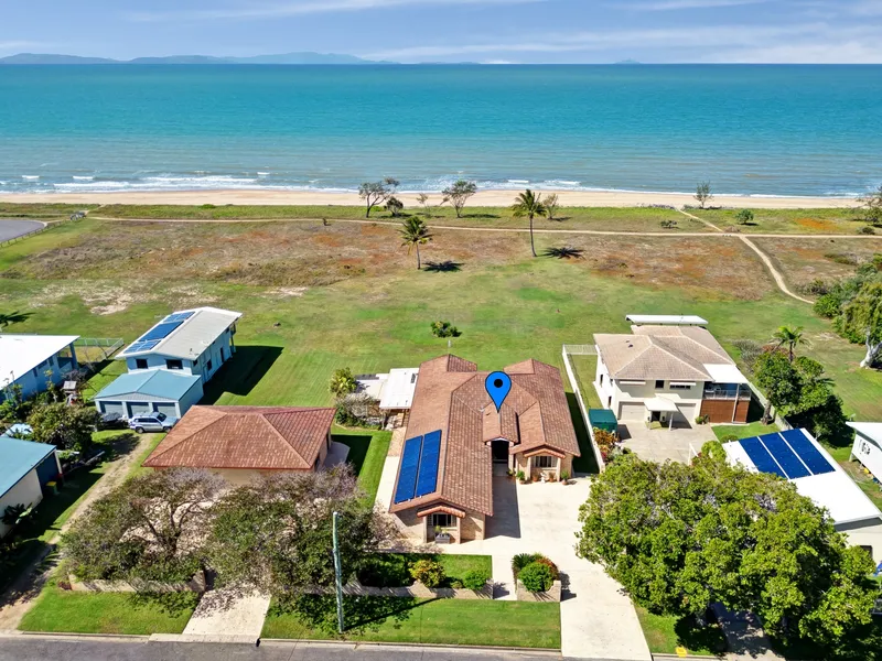 “GIBBA GUNYA” – ABSOLUTE BEACHFRONT – STUNNING FAMILY HOME