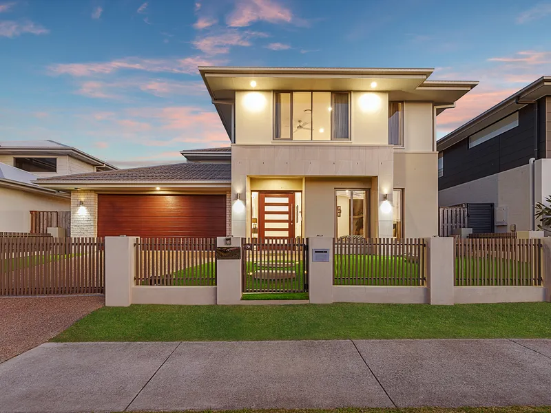 Luxurious Unfurnished Home for Rent in The Surrounds Estate