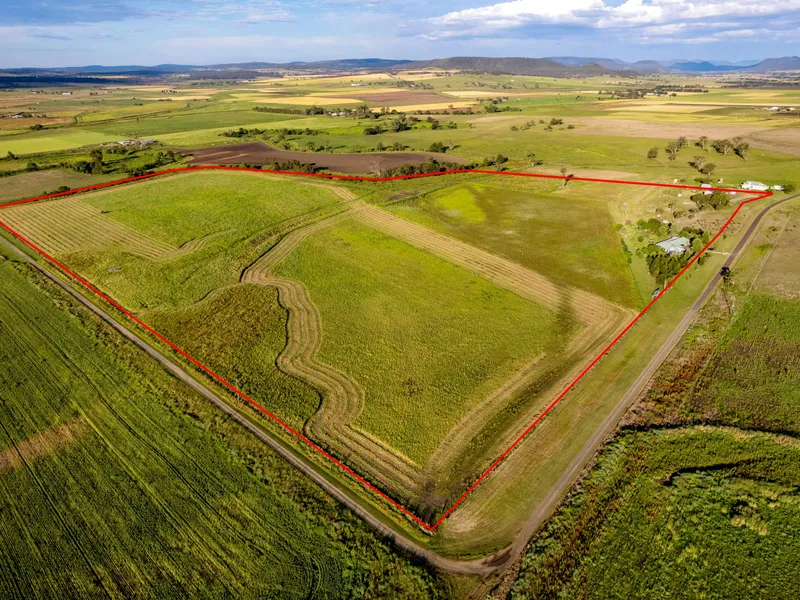 MAKE HAY, GROW CROP, SILAGE, CATTLE and LIVE WELL HERE...