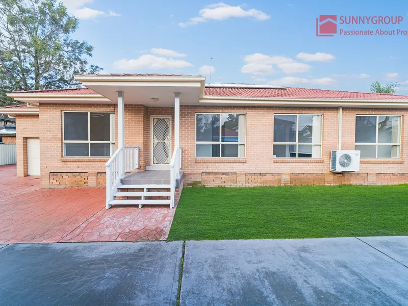 Contemporary Four Bedroom House at Most Desirable Location