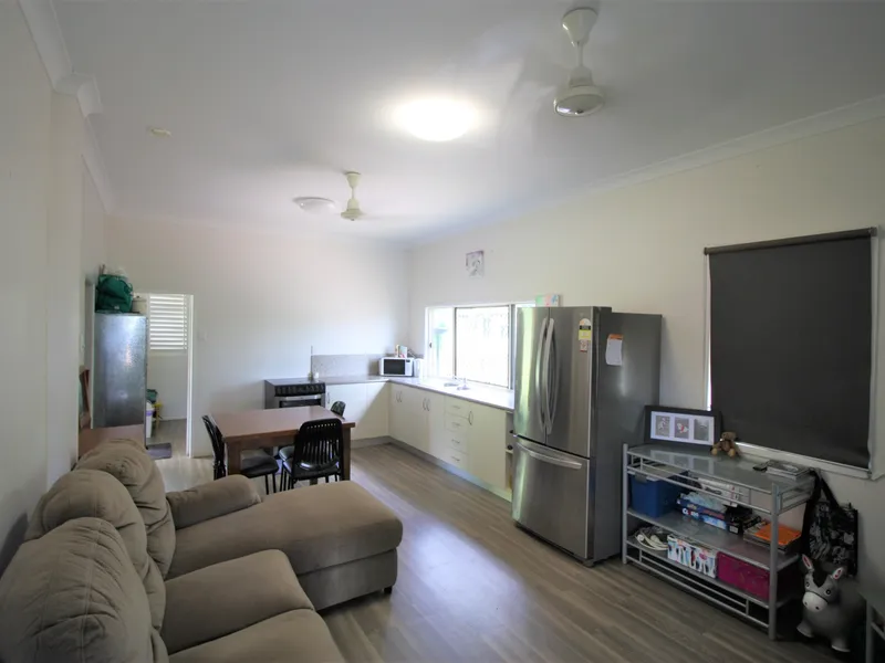 Delight the Eye - Tastefully Renovated 