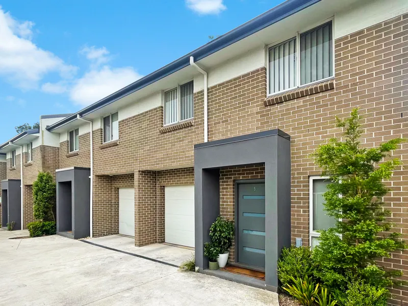 Modern 4 Bedroom Townhouse