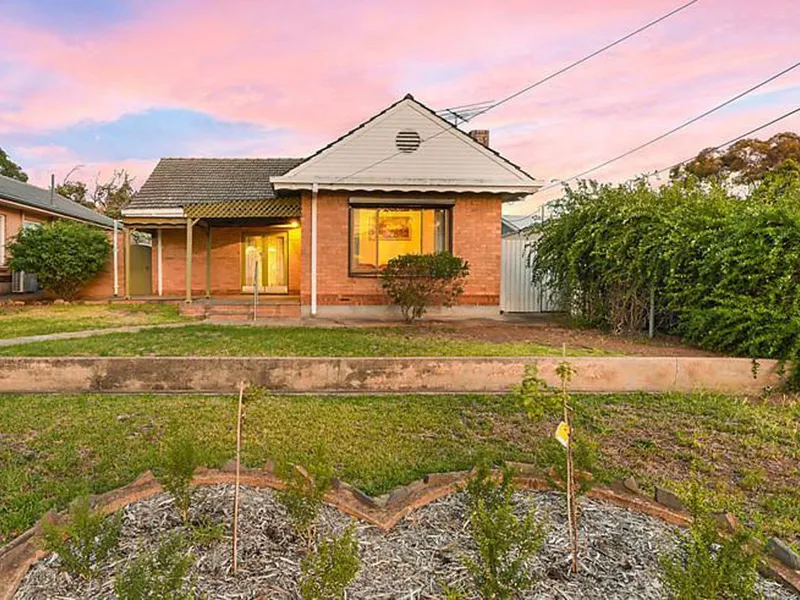 583 M2 Family Home in Northfield