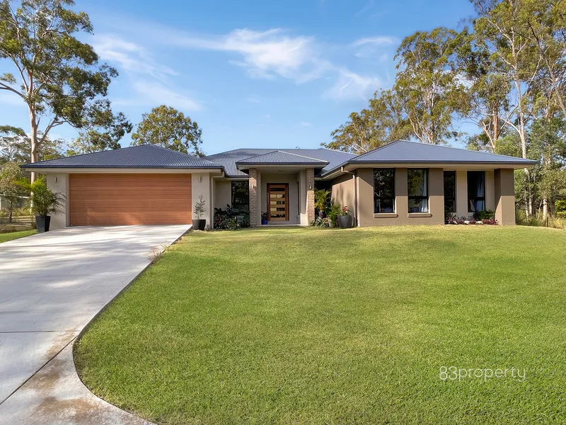 Spacious Entertainer in Convenient Location