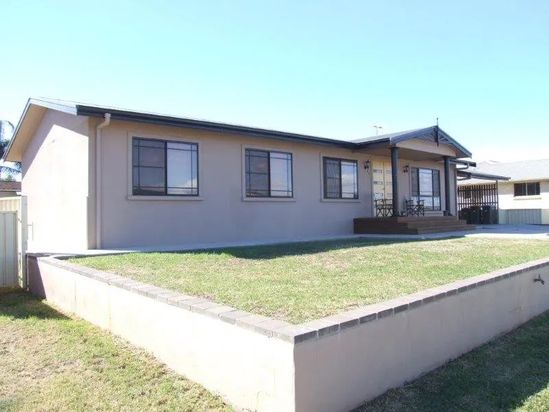 OUTSTANDING HOME IN RIVERBEND ESTATE