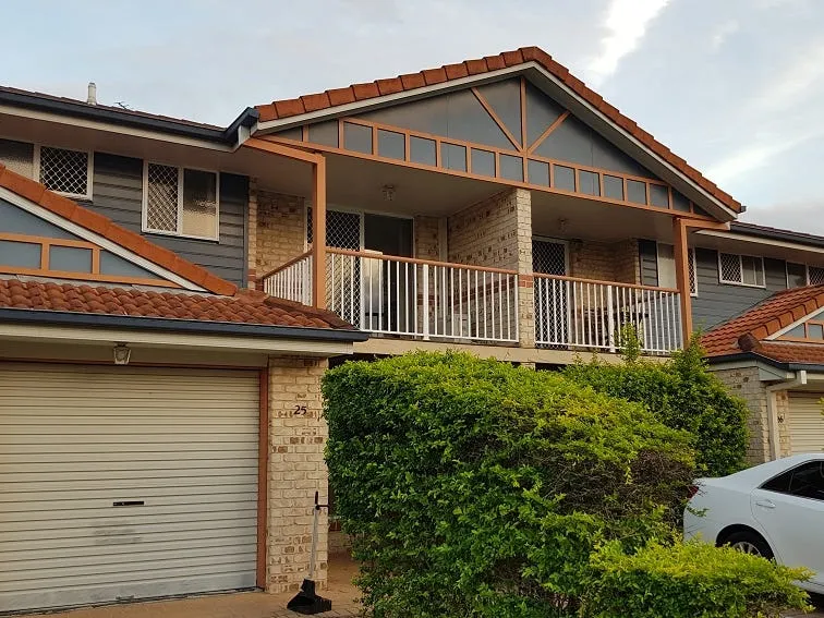Fully Furnished 3 Bedroom Townhouse in Sunnybank