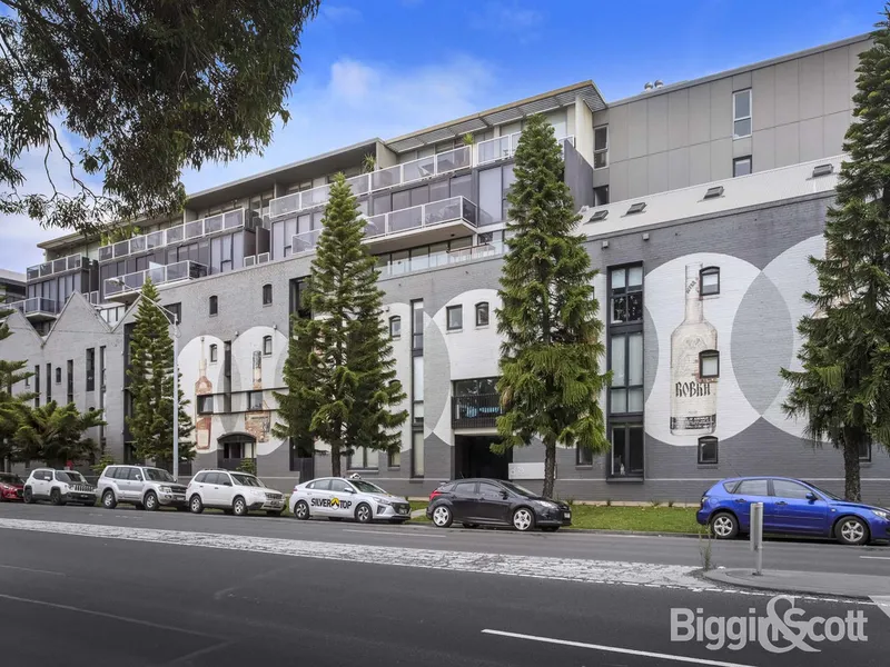 2 Bed + Study in Prime Port Melbourne Location