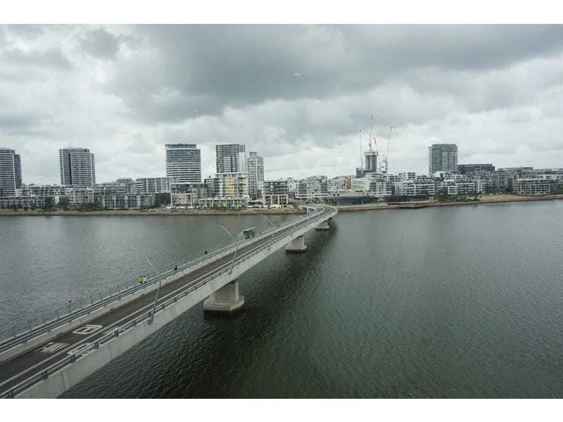 Fabulous one bedroom apartment with great fully water view!