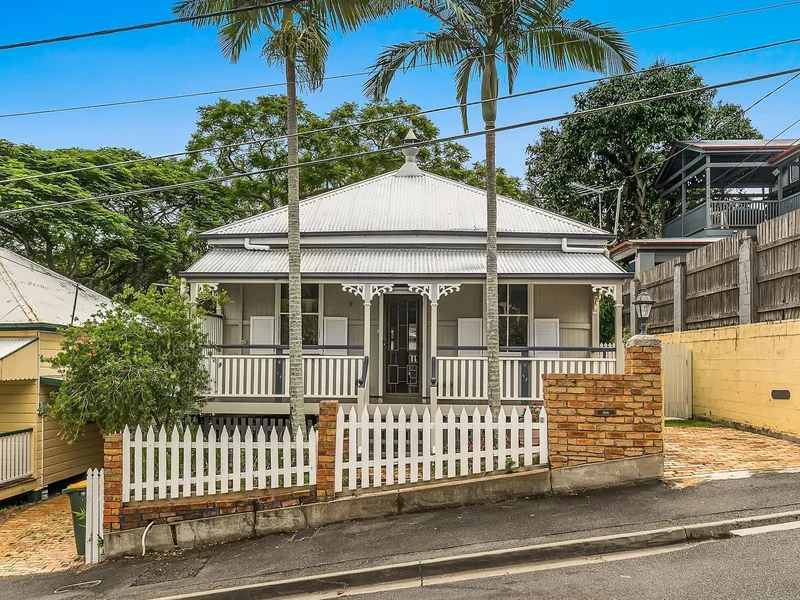 Renovated Paddington Cottage