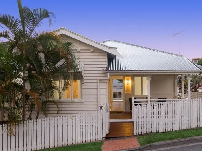 Beautiful Three Bedroom Home in Kelvin Grove!
