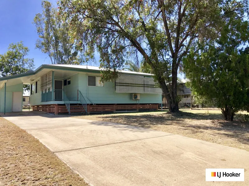 NEAT & TIDY 3 BEDROOM HOUSE ON BERESFORD!