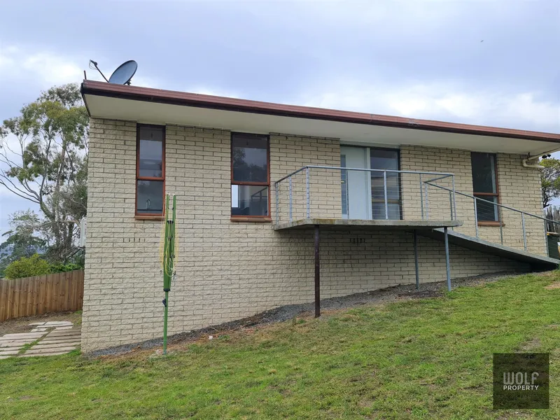 FRESHLY RENOVATED HOME WITH LOVELY VIEWS