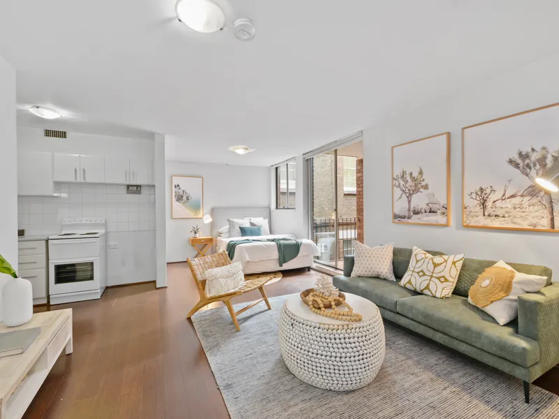 North/North East Facing Studio Apartment Set At The Back Of The Block - The Perfect Investment or Excellent First Home