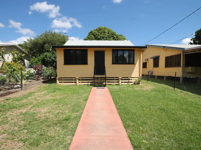 Newly Renovated 3 bedroom home! 500m to main st