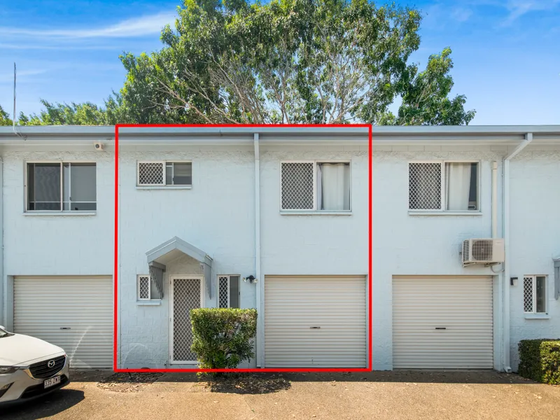 Townhouse- great location!