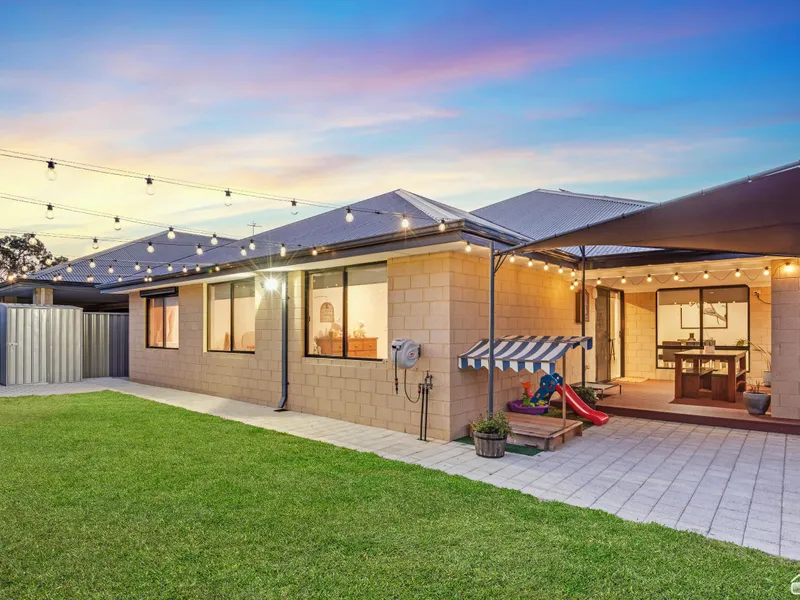 IMMACULATE FROM FRONT TO BACK