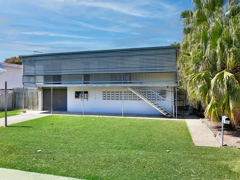 2 STOREY IN KIRWAN .... UPSTAIRS READY TO GO .... DOWNSTAIRS A RENOVATORS DELIGHT