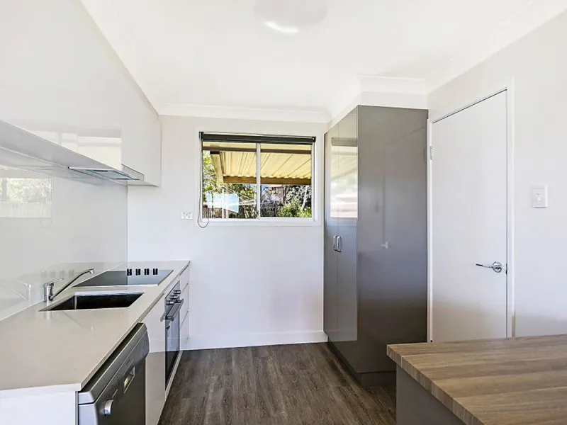 Cozy Two-Bedroom Duplex in Ideal Location – Your Comfortable Retreat Awaits!