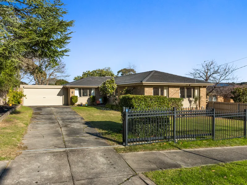 Modern & Peaceful Brick Dwelling