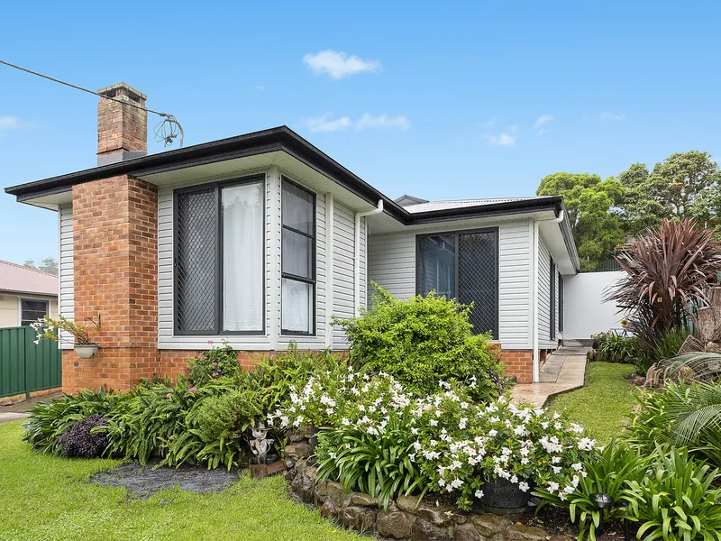 Gorgeous three bedroom home on large parcel