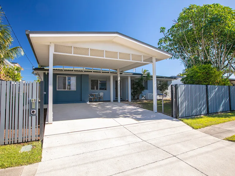 GREAT BEACHSIDE BUYING - BE QUICK!