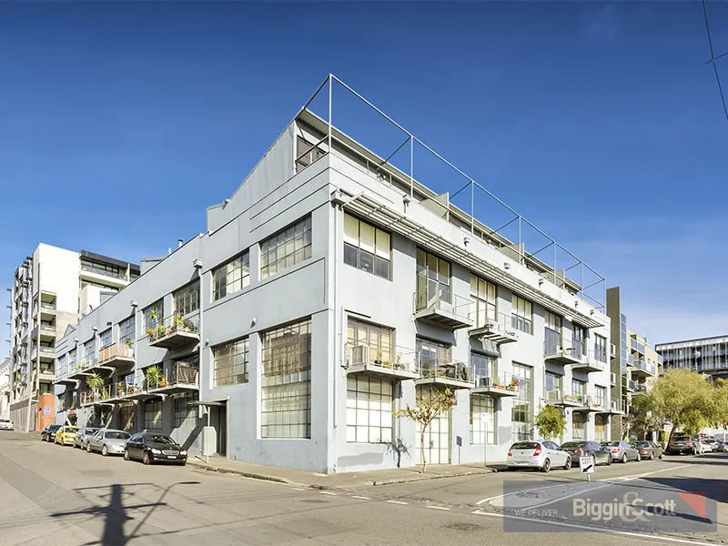 WAREHOUSE CHIC IN THE HEART OF RICHMOND!