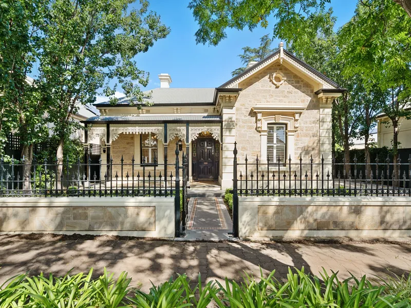 Exquisite Villa on 673 m2 in one of Malvern’s best Avenues