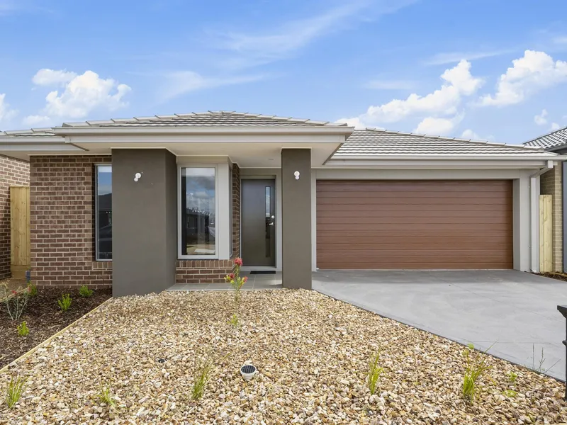 Gorgeous Brand-New Quality Home!