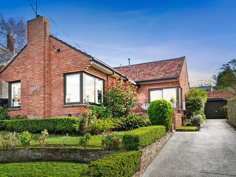 Elegant Living in Prestigious Pocket