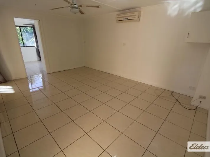 Granny Flat close to amenities.