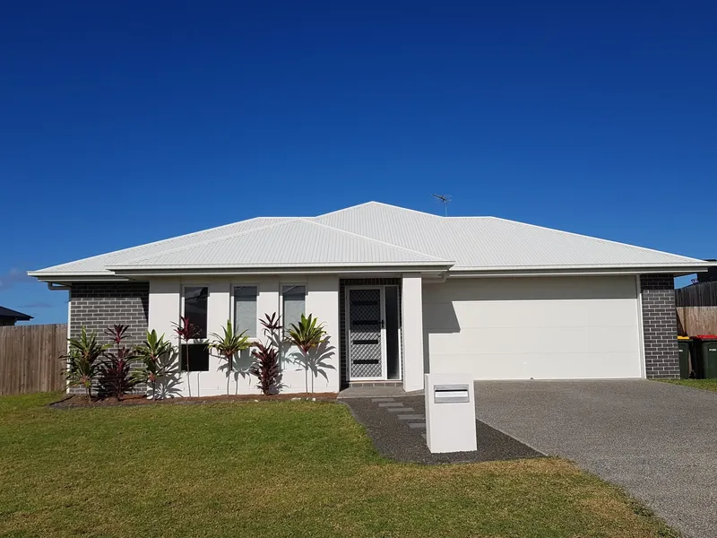Spacious Family Home - Air conditioning - Wondunna