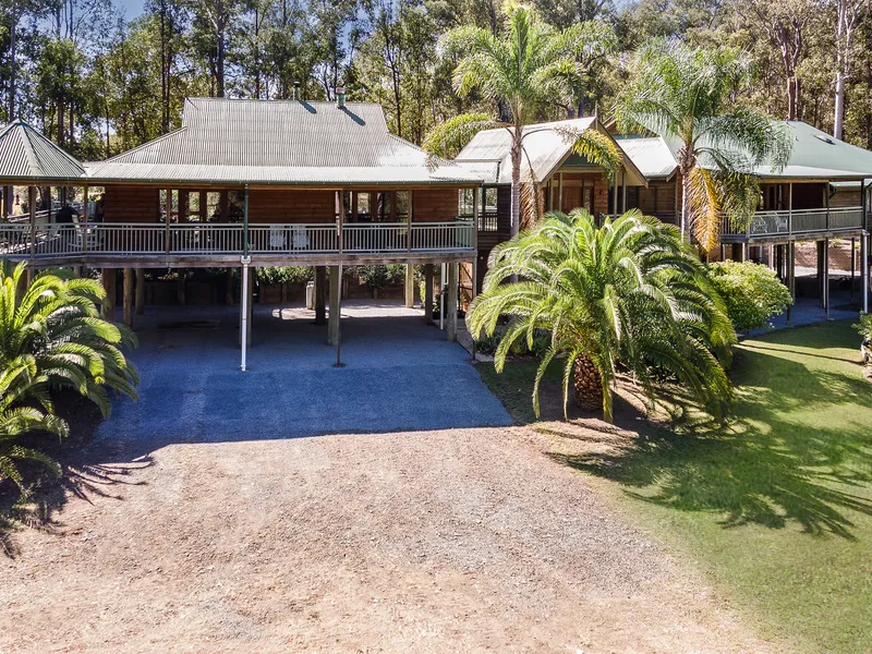 CHARACTER and PRIVACY with COUNTRY LIFESTYLE LIVING