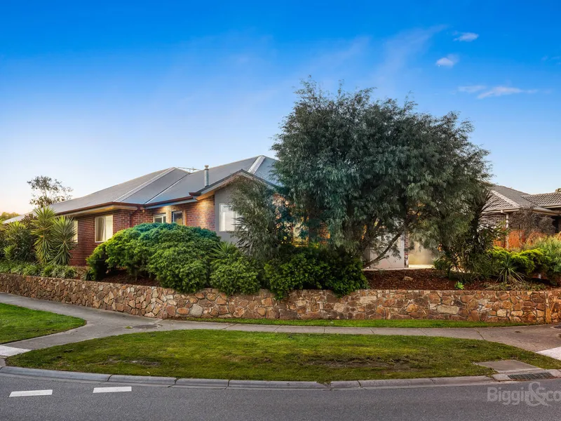 SPACIOUS DUAL OCCUPANCY, OR WORK FROM HOME OPPORTUNITY