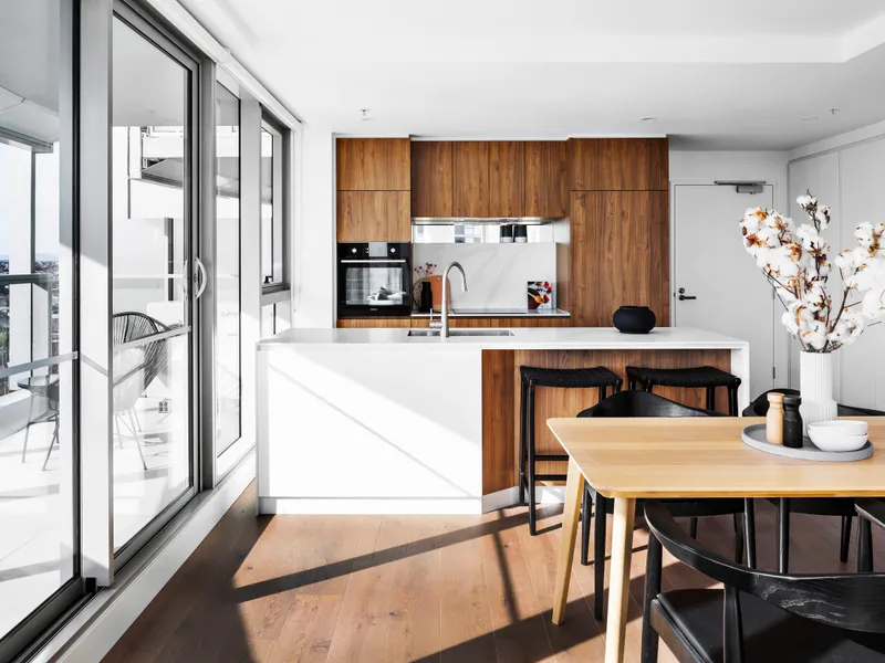 Light-filled 2-bedroom apartment. Buy now, settle in 6 months* Only 5% deposit*. Plus, save 50% on stamp duty*