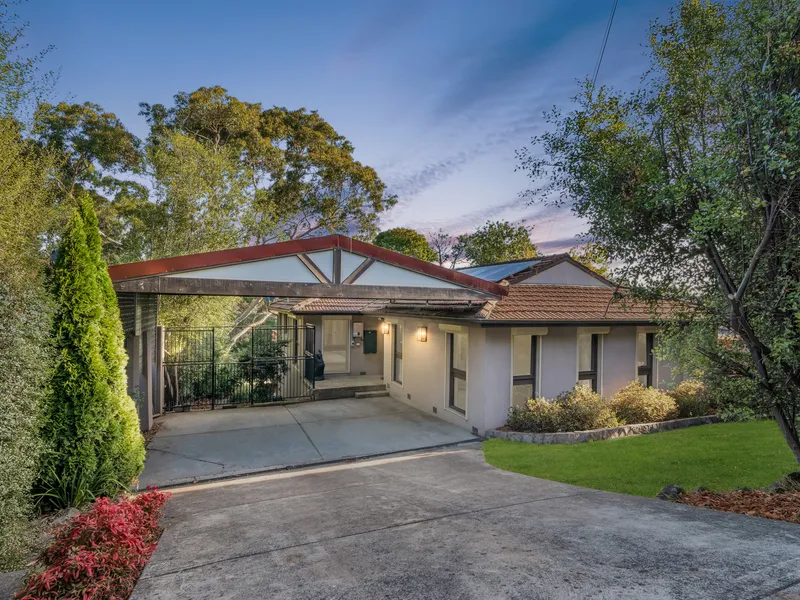 Family Residence in Blue Chip Location