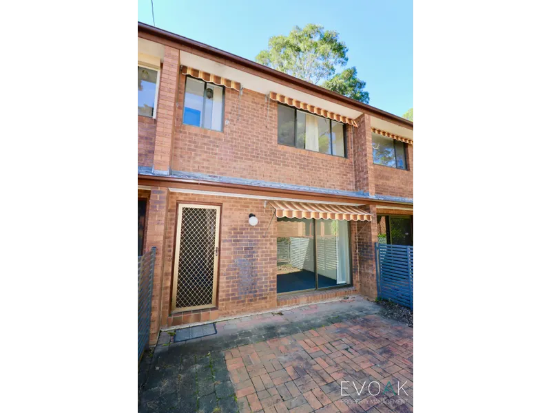 Quaint, Two-Bedroom Townhouse 