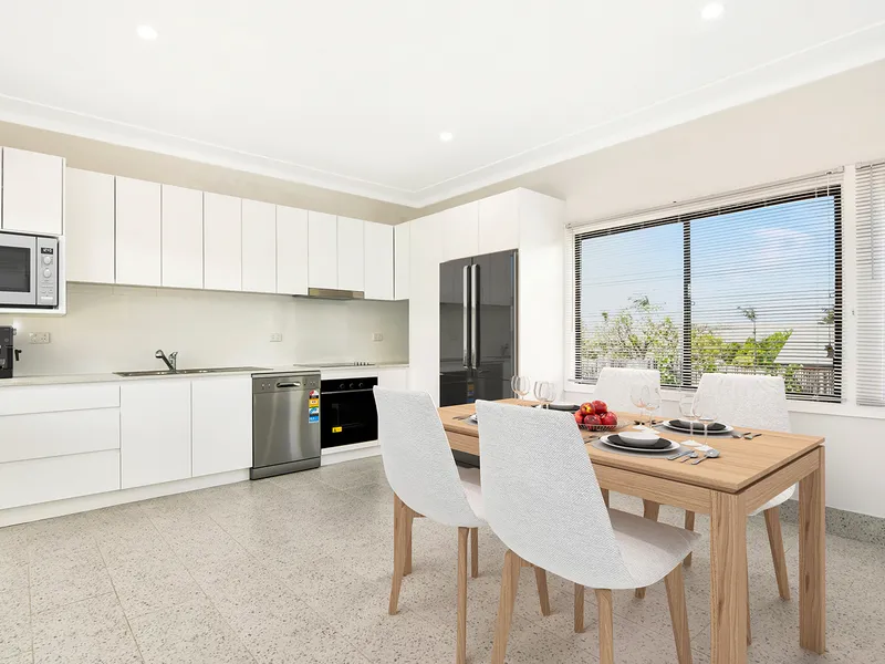 Fresh, bright and spacious semi-detached 2-bedroom home