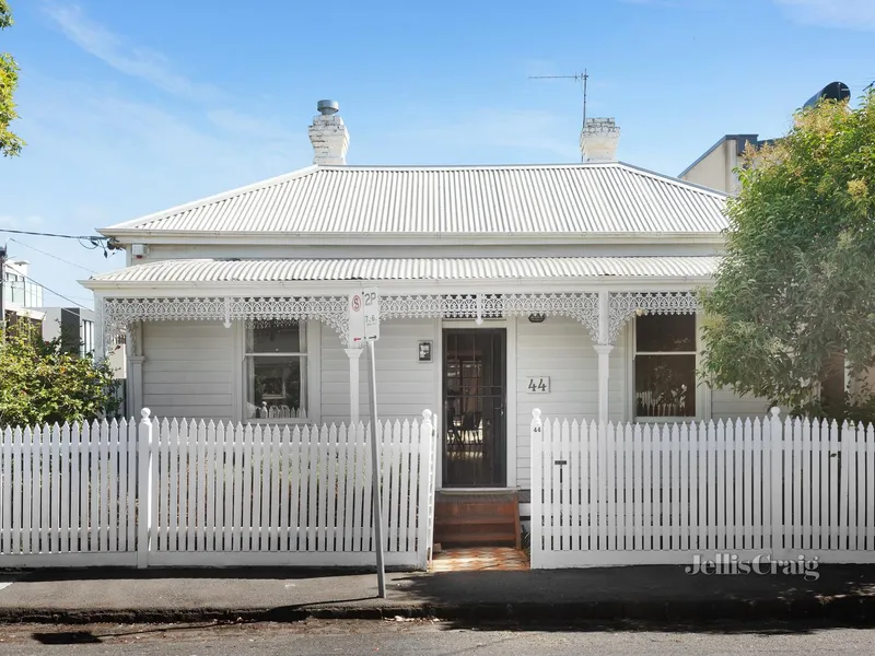 Period charm, perfectly preserved