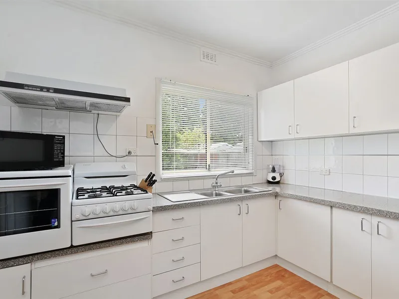 Immaculately presented 2 bedroom home!